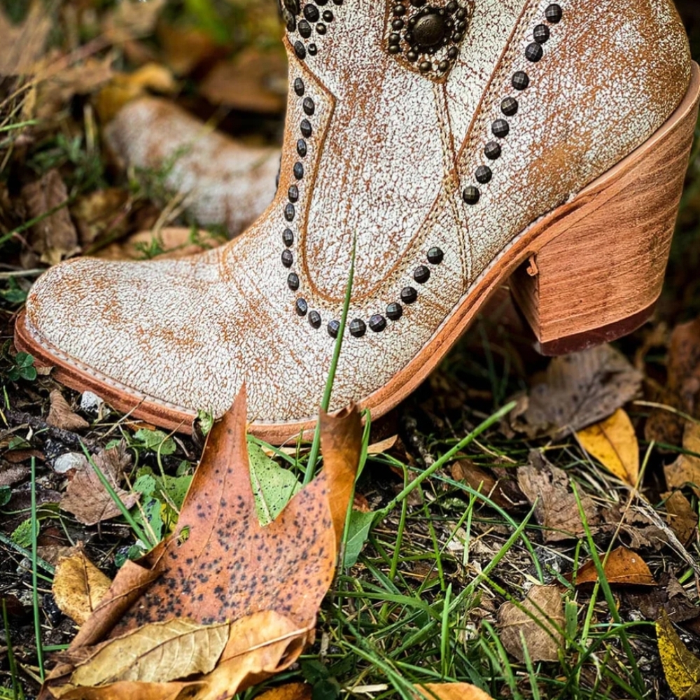Ankle boots